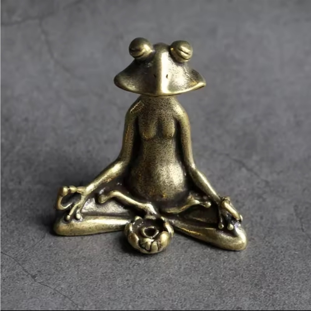 Yoga Frog Meditative Frog Figurine in Bronze Finish - Picture 3 of 5